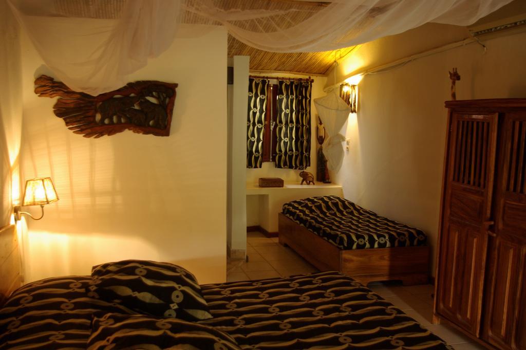 Bed And Breakfast Keur Niaye Toubakouta Exteriör bild